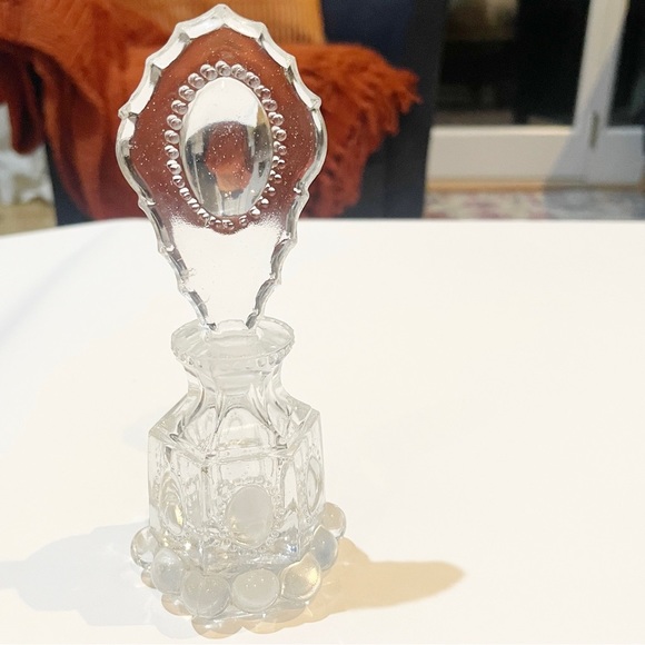 Vintage Other - Vintage / Antique Perfume Bottle with Stopper Glass Crystal